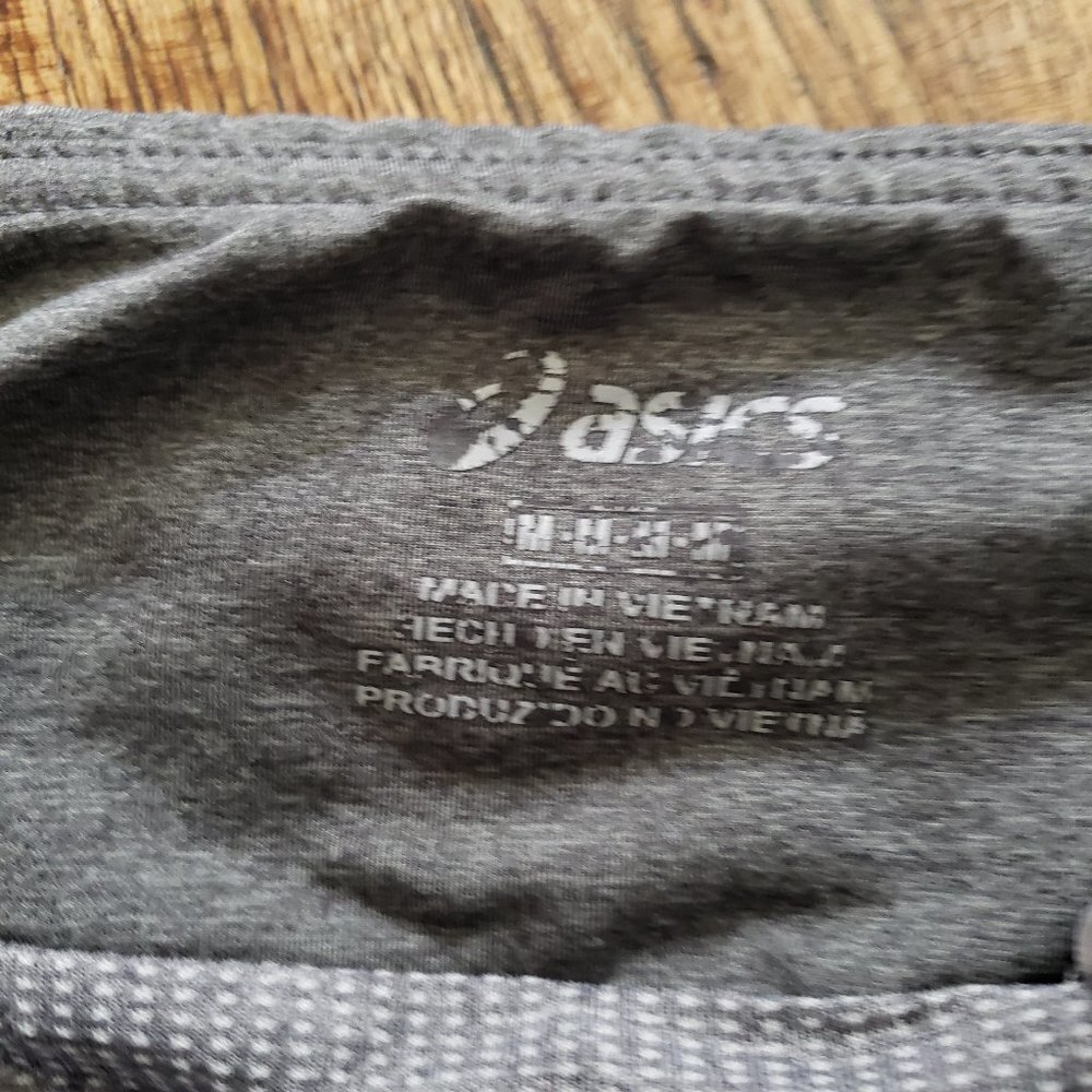 ASICS Shorts - Picture 9 of 9